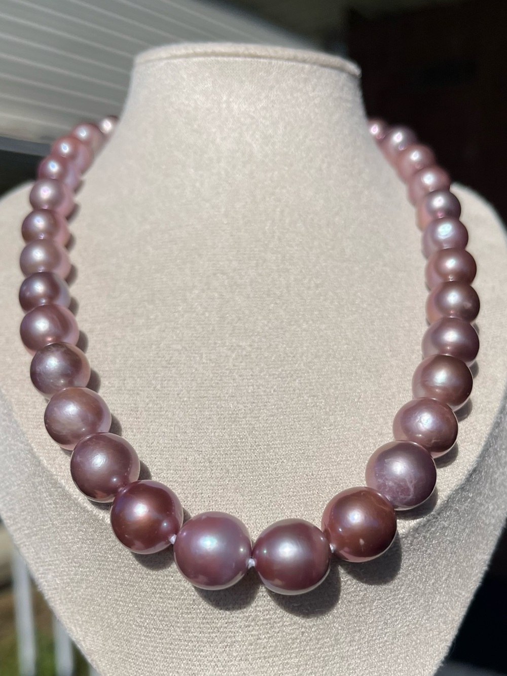 13mm Luxurious Genuine Pearl Necklace in Lavender Pink